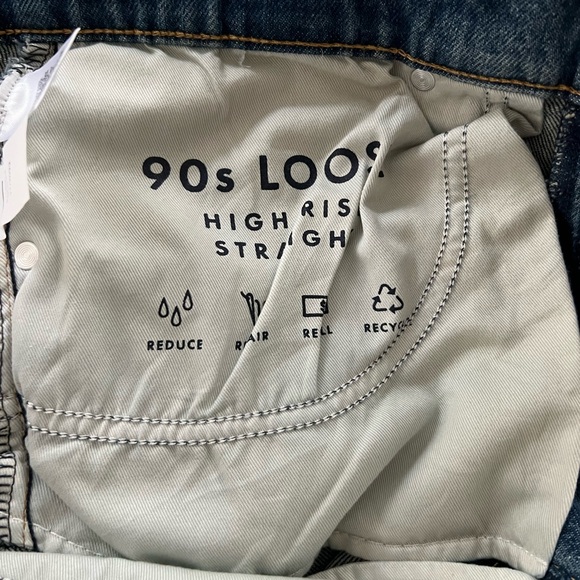 Lucky Brand 90’s Loose Jeans - Picture 7 of 7